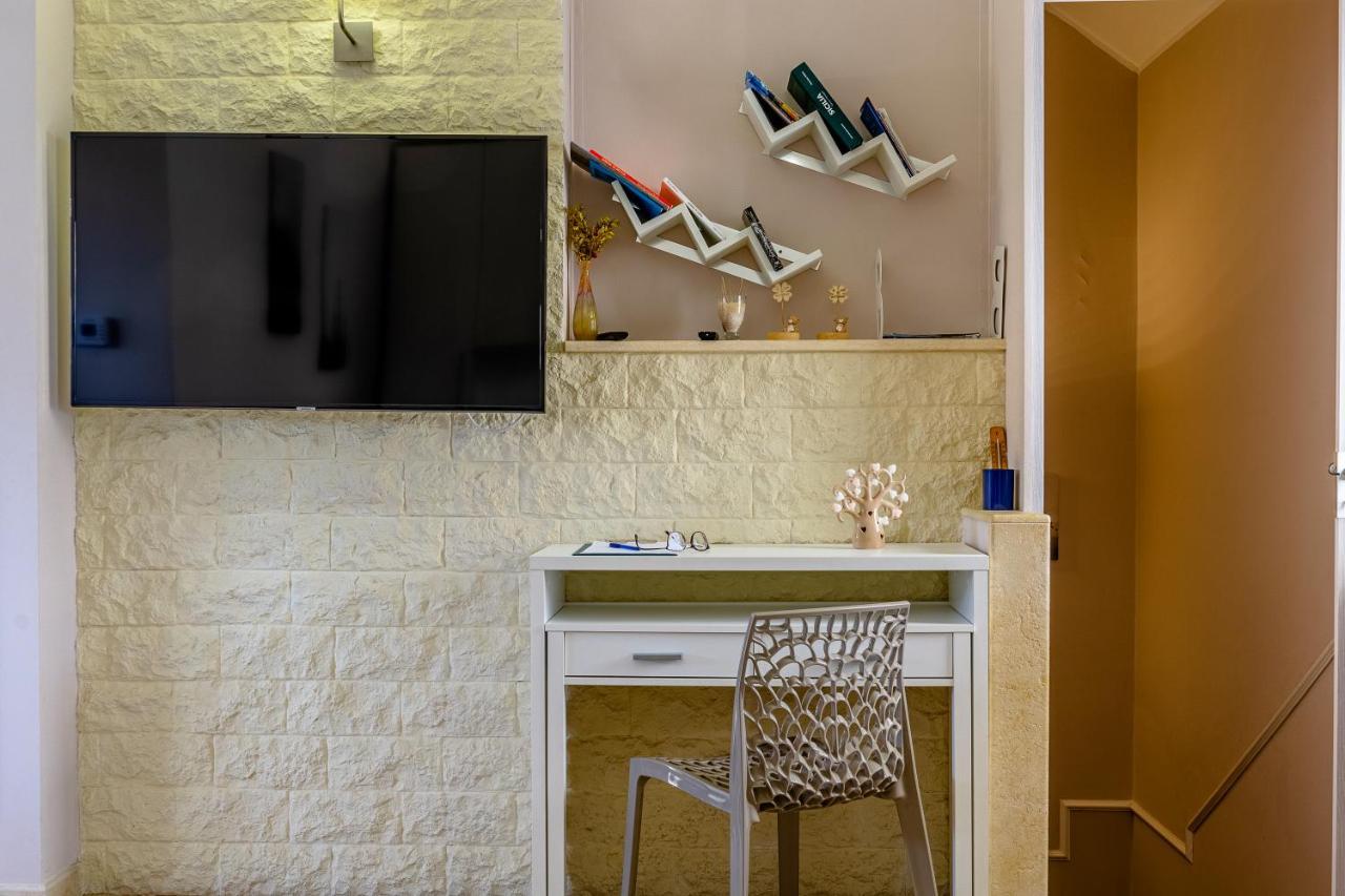Villetta Desiderio Apartment Giardini Naxos Eksteriør billede